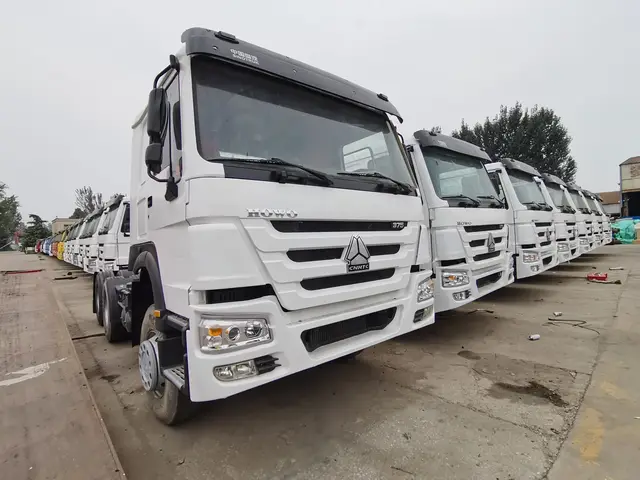 HOWO 6×4 tractor trucks for sale