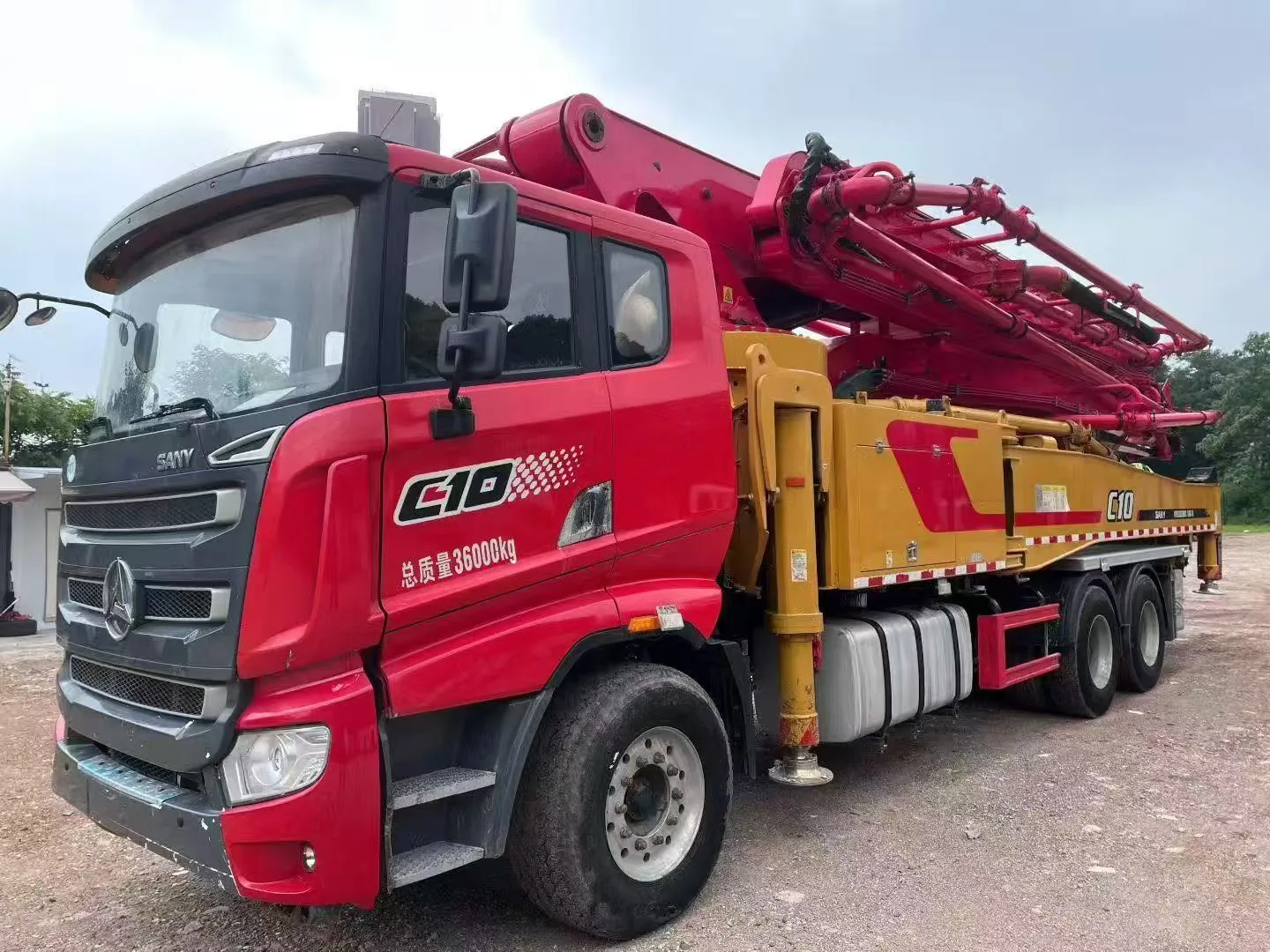 Zoomlion 47m ZLJ5340THB pada sasis Volvo 6x4